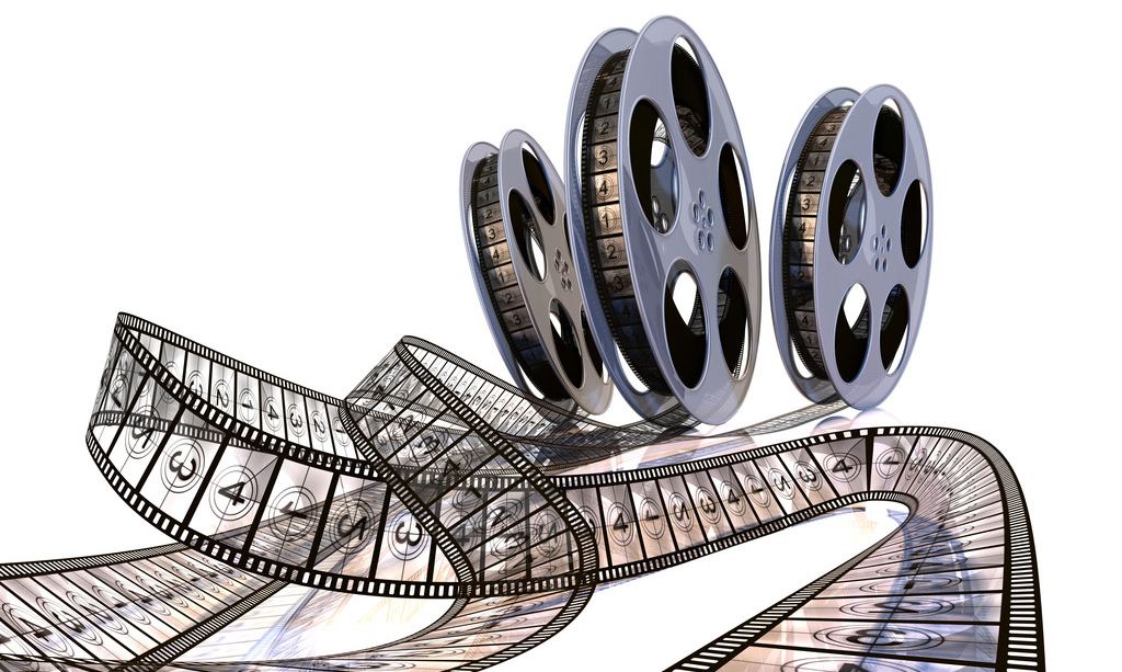 影视产业2010-2019：电影票房从100亿到643亿，视频网站主导剧集行业重塑升级