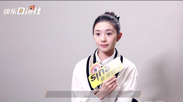 张艺谋告诉刘浩存:无论电影电视 剧本ok都可以拍